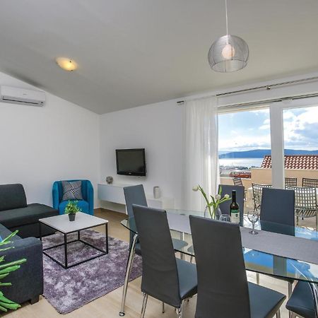 Stunning Apartment In Kastel Gomilica With Wifi Kaštela Εξωτερικό φωτογραφία